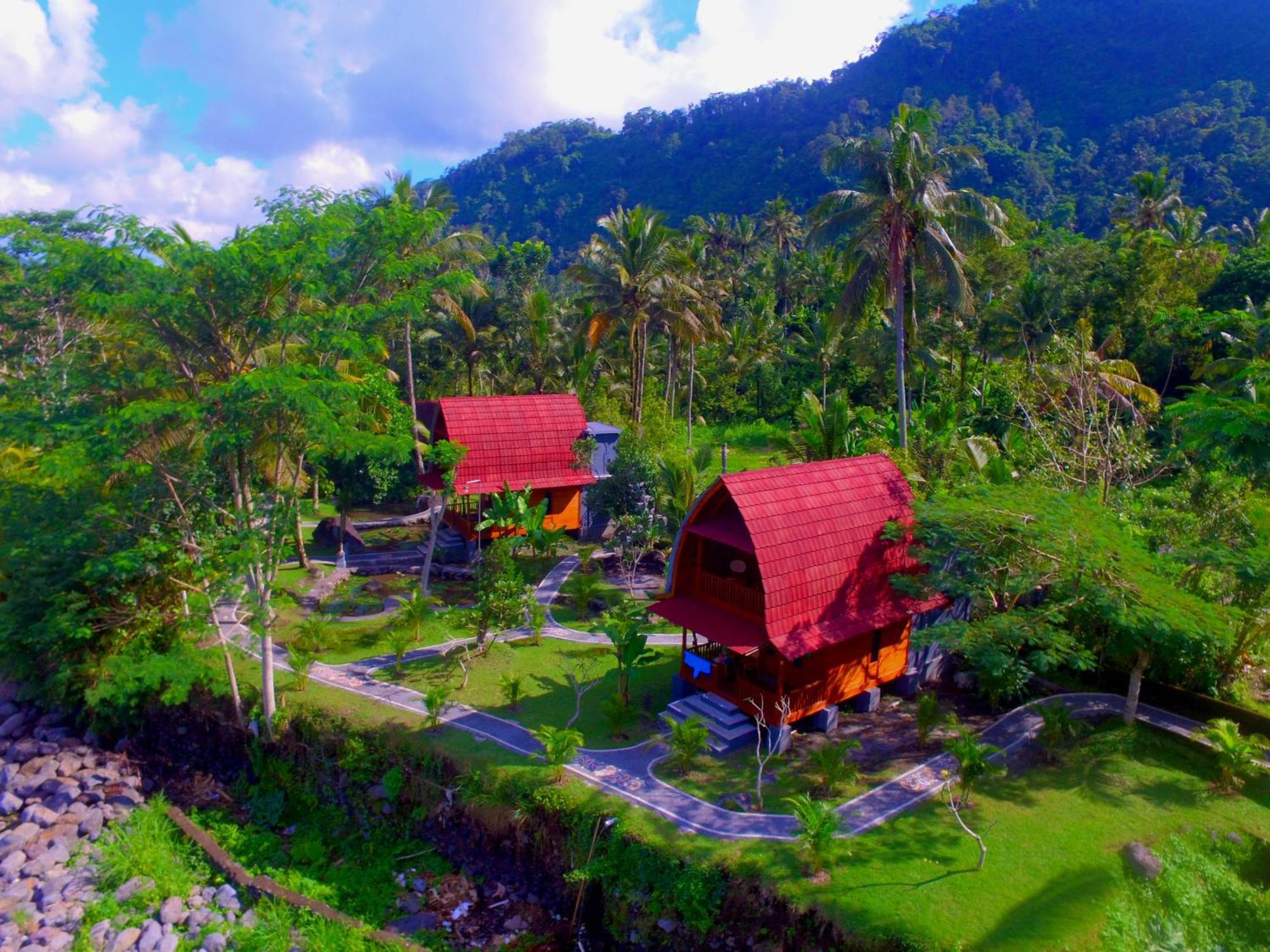 Villa Joglo Tepi Sungai Sidemen  Buitenkant foto