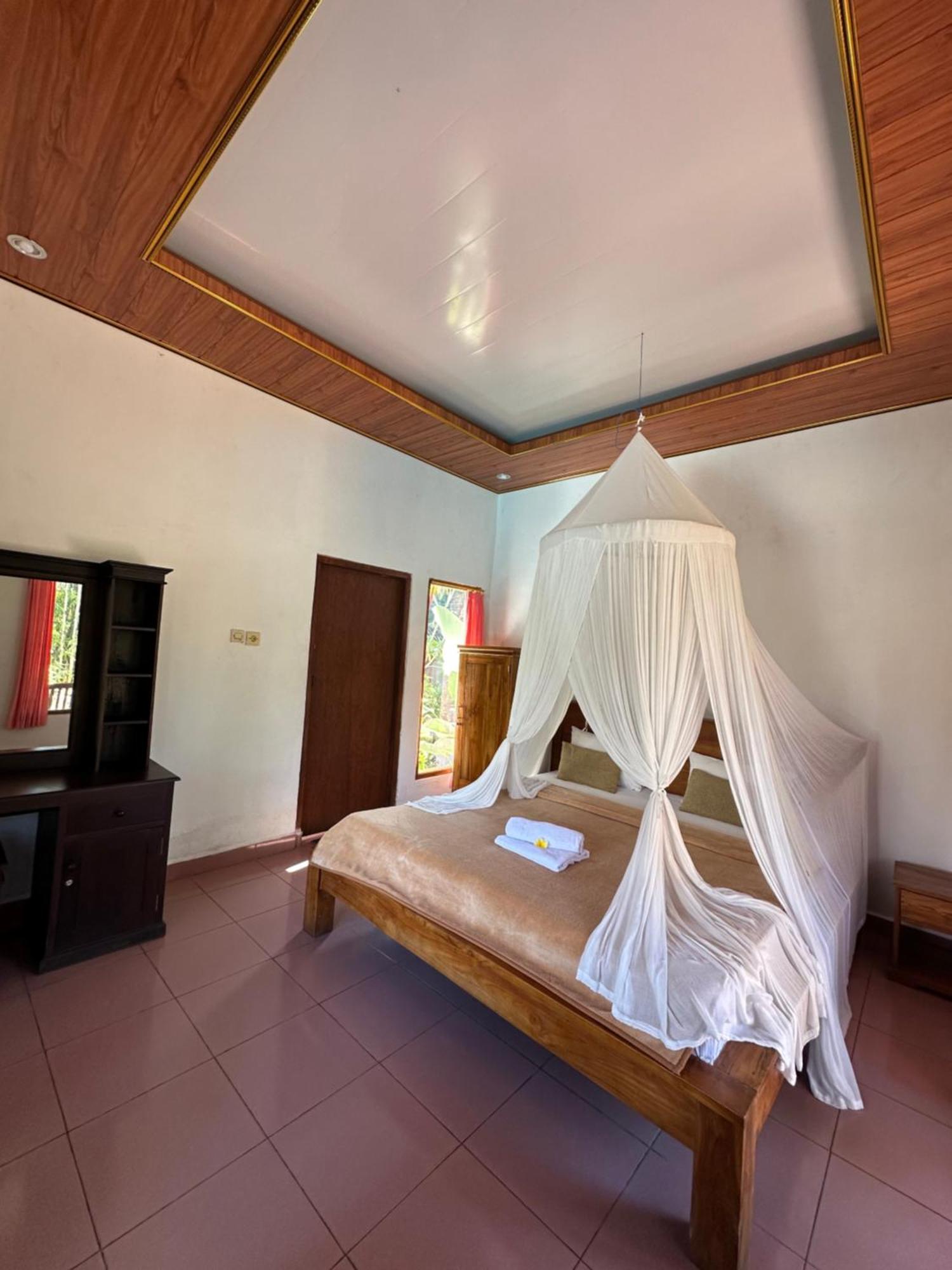 Villa Joglo Tepi Sungai Sidemen  Buitenkant foto