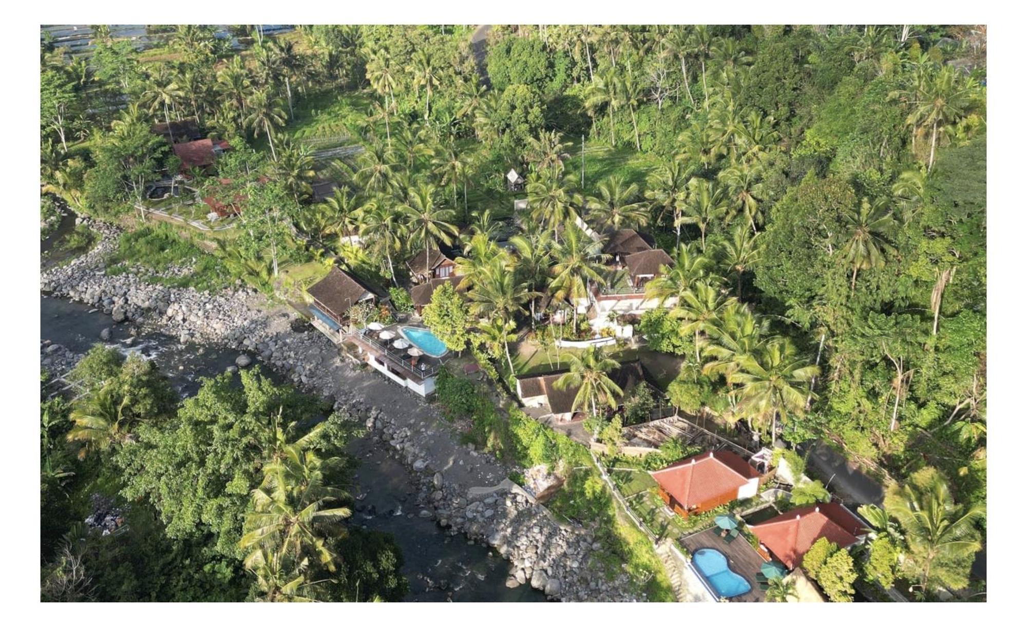 Villa Joglo Tepi Sungai Sidemen  Buitenkant foto
